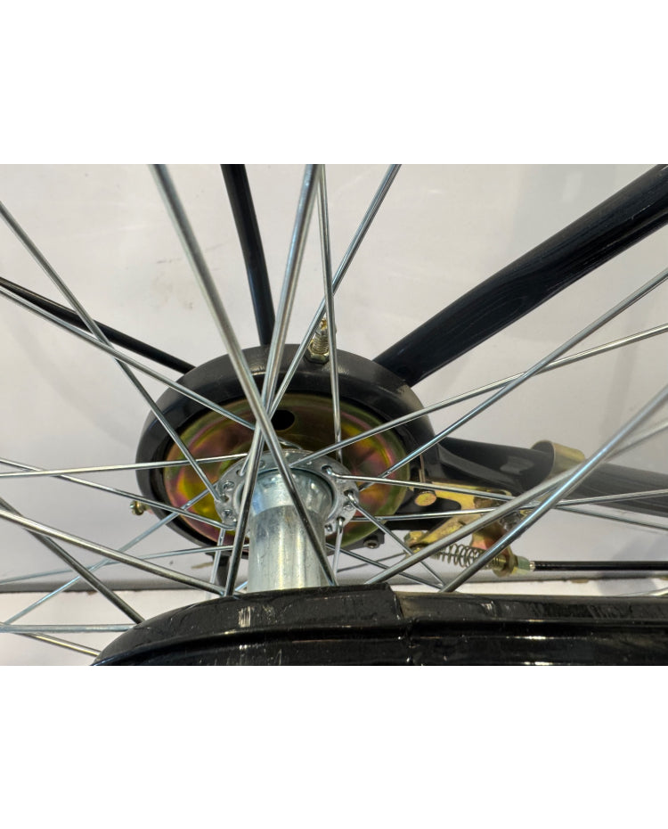 Q 7.0 Black Bicycle – Elegant Ride