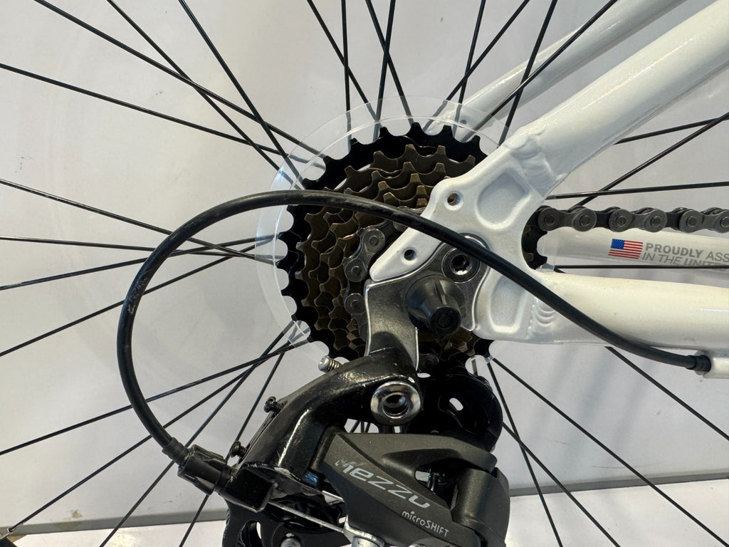 1.0 Hybrid Bicycle – Comfort & Performance